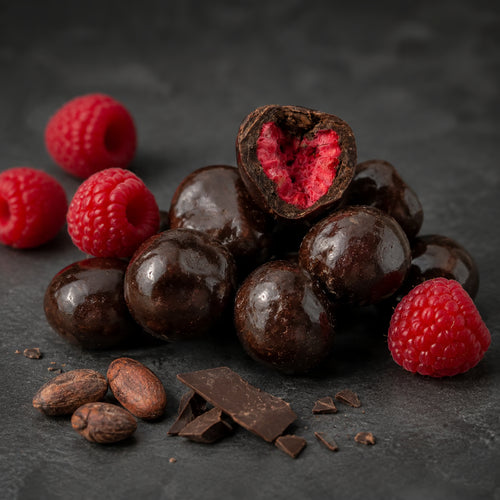 Gefriergetrocknete Himbeeren in Zartbitterschokolade
